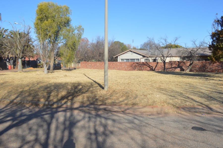 Commercial Property for Sale in Flamwood North West